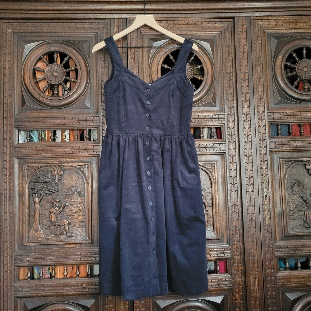 NWOT Liz Alig carmine dress